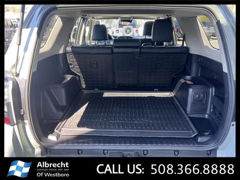 Used 2023 Toyota 4Runner TRD Off-Road Premium w/ Off Road Premium Plus Package AWD/4WD image 15
