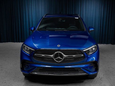 Certified 2026 Mercedes-Benz GLC 300 image 2