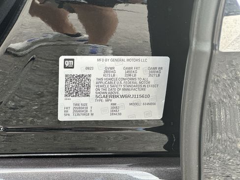 Certified 2024 Buick Enclave Essence FWD image 33