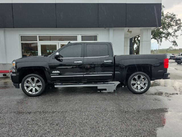 Certified 2018 Chevrolet Silverado 1500 High Country AWD/4WD image 4