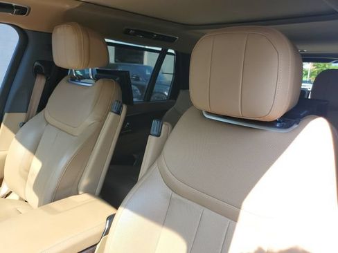 Certified 2023 Land Rover Range Rover Long Wheelbase SE AWD/4WD image 20