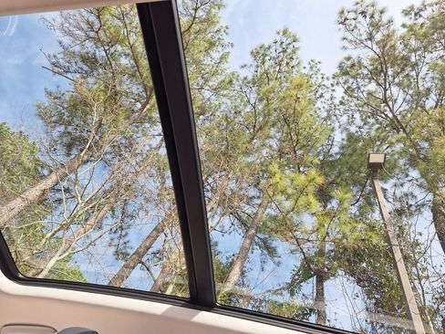 New 2026 Volkswagen Tiguan SE image 20