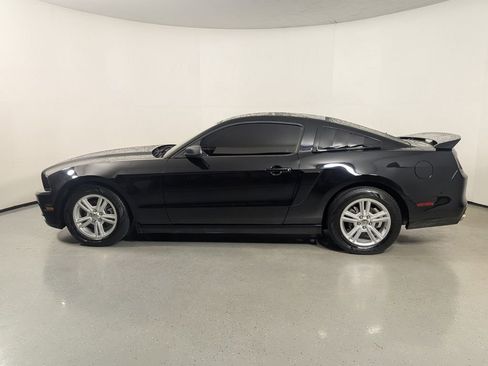 Used 2014 Ford Mustang Coupe RWD image 4