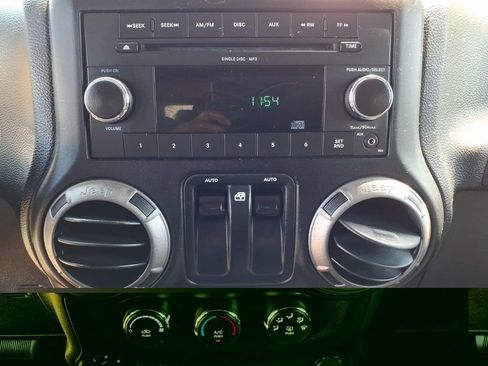 Used 2011 Jeep Wrangler Sport AWD/4WD image 7