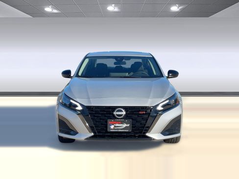 New 2025 Nissan Altima 2.5 SR w/ SR Premium Package image 6