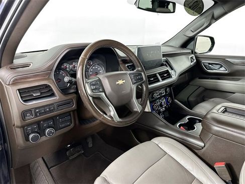 Used 2021 Chevrolet Tahoe LT w/ LT Signature Package image 22