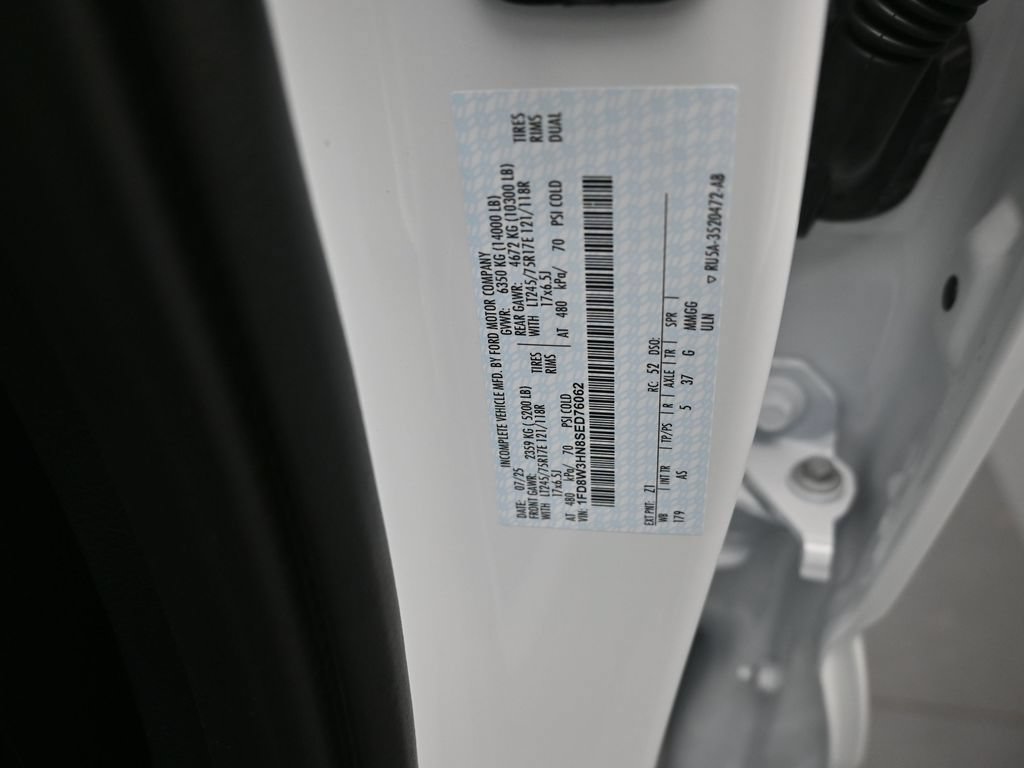 New 2025 Ford F350 XL AWD/4WD image 18