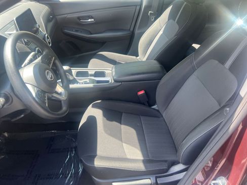 Used 2025 Nissan Sentra SV image 31