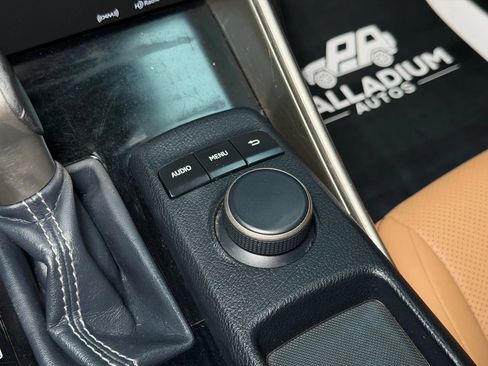 Used 2014 Lexus IS 250 image 40