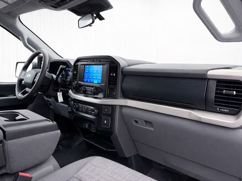 Used 2021 Ford F150 XLT w/ XTR Package AWD/4WD image 12