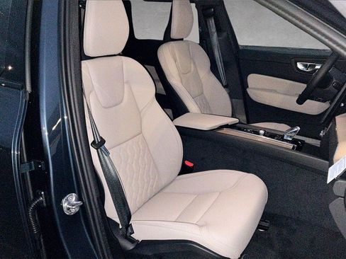 New 2026 Volvo XC60 B5 Plus w/ Protection Package Premier image 10