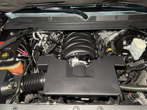 Used 2016 GMC Yukon SLE w/ HD Trailering Package image 58