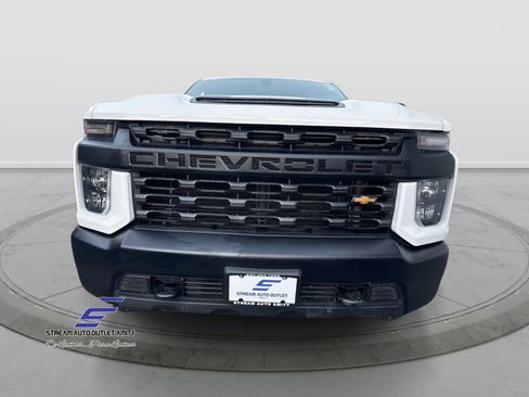 Used 2022 Chevrolet Silverado 2500 W/T image 2