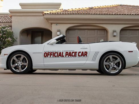 Used 2011 Chevrolet Camaro SS w/ RS Package image 3