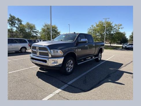 Used 2016 RAM 2500 Laramie AWD/4WD image 1