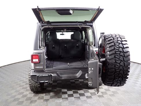 Used 2021 Jeep Wrangler Unlimited Sport image 15