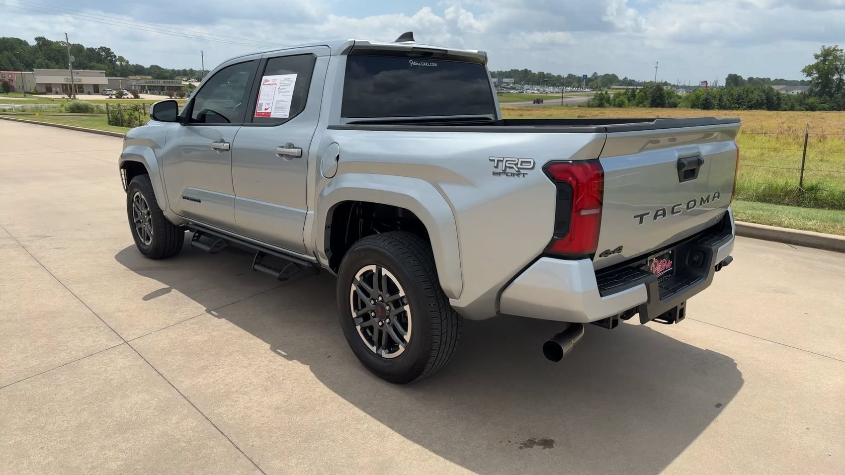 Used 2024 Toyota Tacoma TRD Sport AWD/4WD image 7
