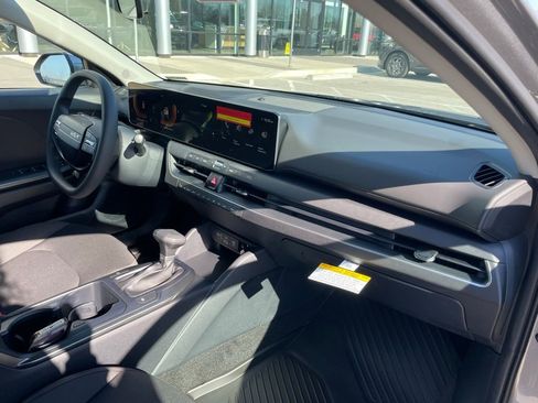 New 2026 Kia K4 FWD image 29