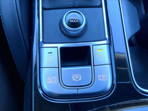 Certified 2024 Kia Telluride SX image 29