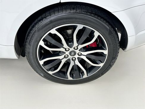 Used 2019 Land Rover Range Rover Sport HSE Dynamic image 34