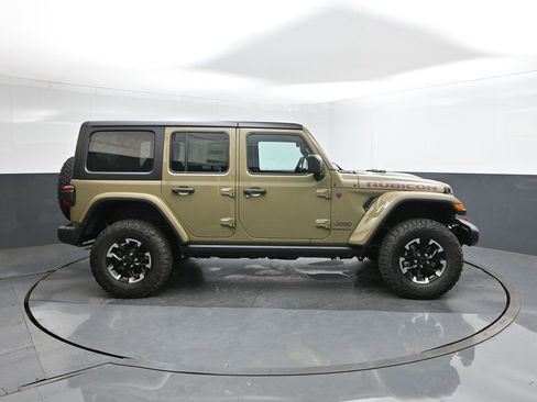New 2025 Jeep Wrangler Unlimited Rubicon w/ Technology Group image 26