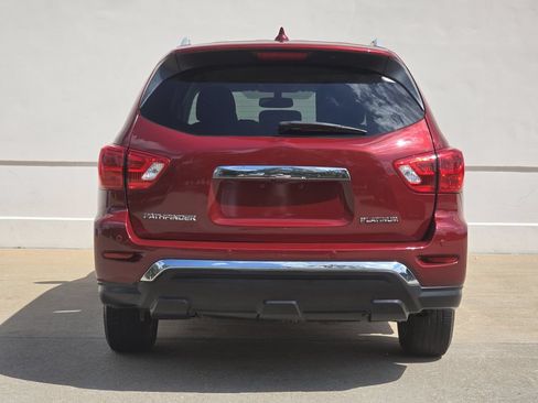 Used 2020 Nissan Pathfinder SV FWD image 4