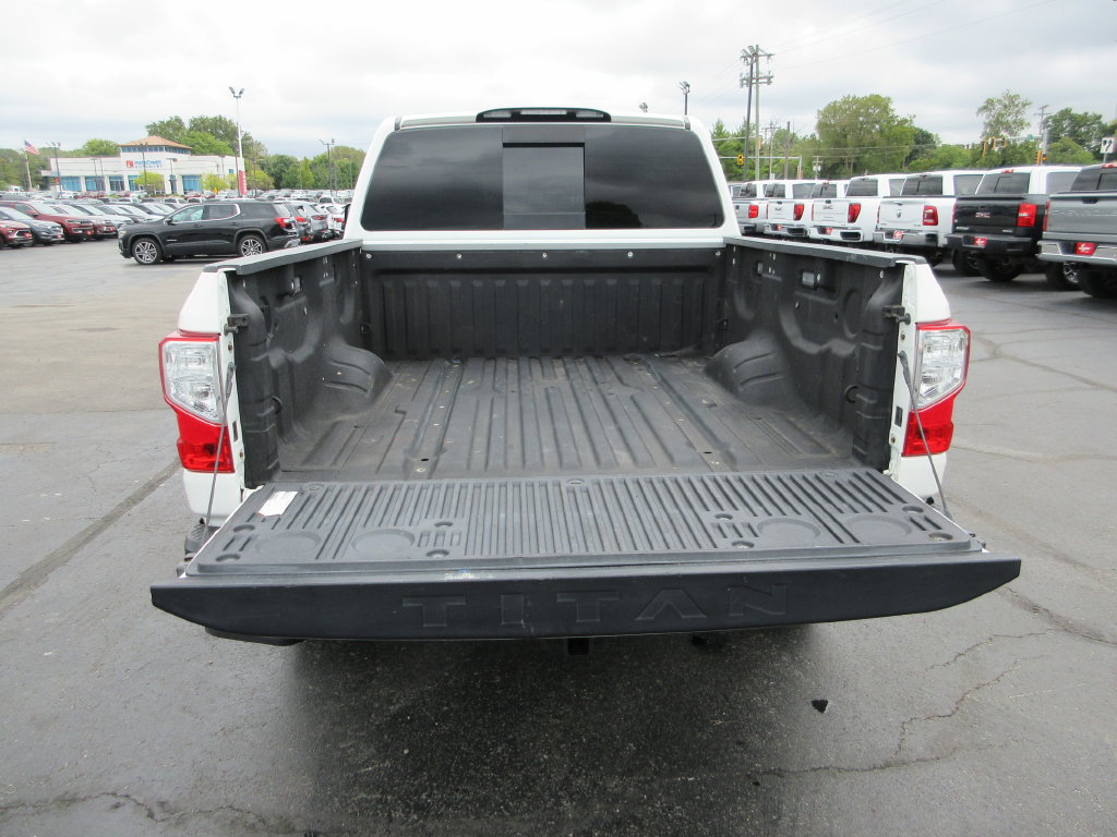 Used 2019 Nissan Titan PRO-4X w/ Pro-4x Utility Package AWD/4WD image 7