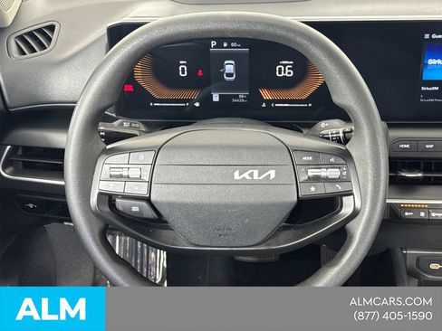 Used 2025 Kia K4 FWD image 26
