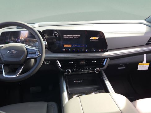 New 2026 Chevrolet Suburban Z71 w/ Z71 Off-Road Package image 43