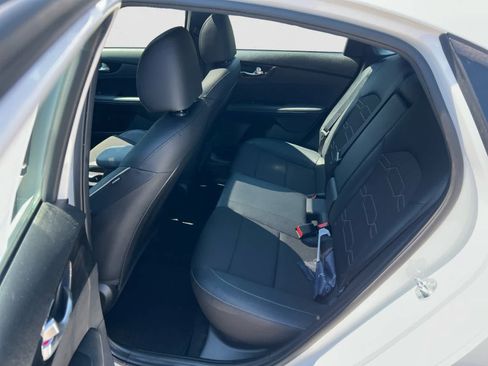 Certified 2023 Kia Forte GT-Line w/ GT-Line Premium Package FWD image 11