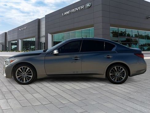 Used 2018 INFINITI Q50 Luxe RWD image 2