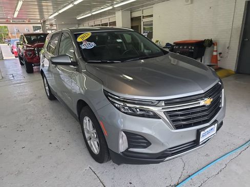 Used 2023 Chevrolet Equinox LT AWD/4WD image 7