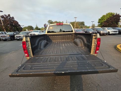 Used 2005 Dodge Ram 3500 Truck SLT w/ Quad Cab Big Horn Value Group AWD/4WD image 16