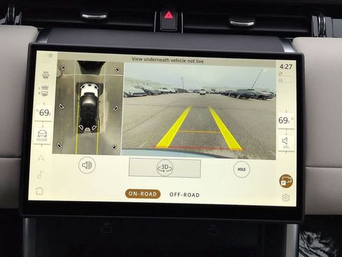 Used 2025 Land Rover Discovery Sport S image 31