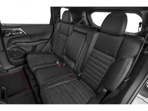 New 2026 Mitsubishi Outlander AWD image 15