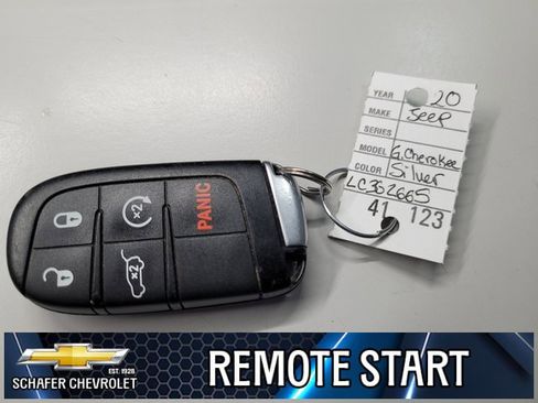 Used 2020 Jeep Grand Cherokee Altitude image 16