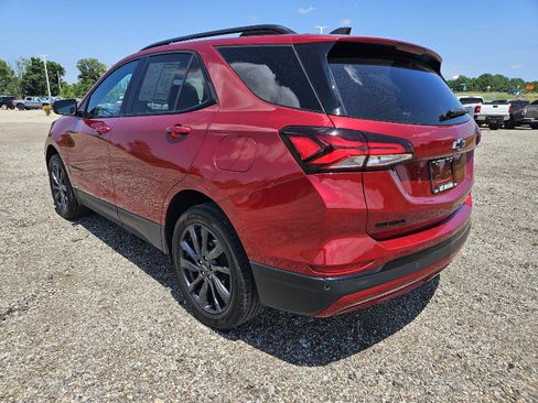 Used 2024 Chevrolet Equinox RS AWD/4WD image 5