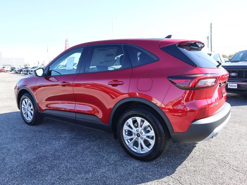 New 2026 Ford Escape Active image 7