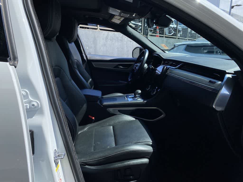 Used 2025 Jaguar F-PACE R-Dynamic S AWD/4WD image 18