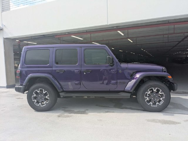 New 2026 Jeep Wrangler Unlimited Sahara AWD/4WD image 3