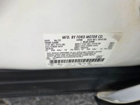 Used 2022 Ford Explorer XLT w/ Equipment Group 202A image 18