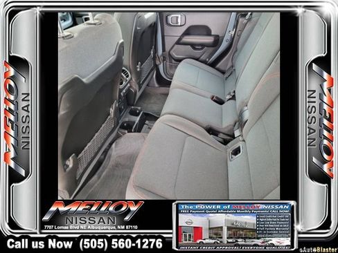 Used 2024 Jeep Gladiator Rubicon w/ Technology Group image 20