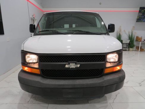Used 2008 Chevrolet Express 1500 image 4