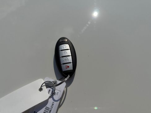 Used 2025 Nissan Frontier Pro-X image 29