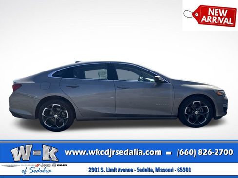 Used 2024 Chevrolet Malibu LT FWD image 5