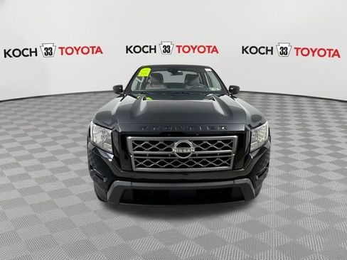 Used 2022 Nissan Frontier SV w/ Technology Package image 3