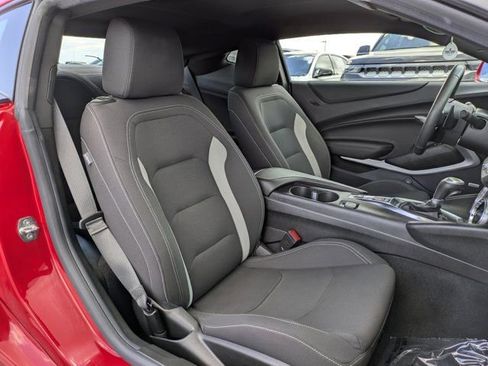 Used 2022 Chevrolet Camaro LT RWD image 14