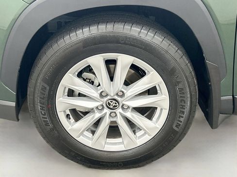 Used 2026 Toyota Corolla Cross LE w/ Moonroof Package FWD image 27