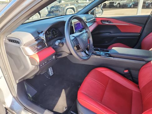 Used 2025 Toyota Camry XSE image 10
