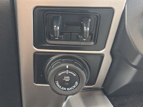 Certified 2022 Ford F250 Lariat w/ Lariat Ultimate Package image 27